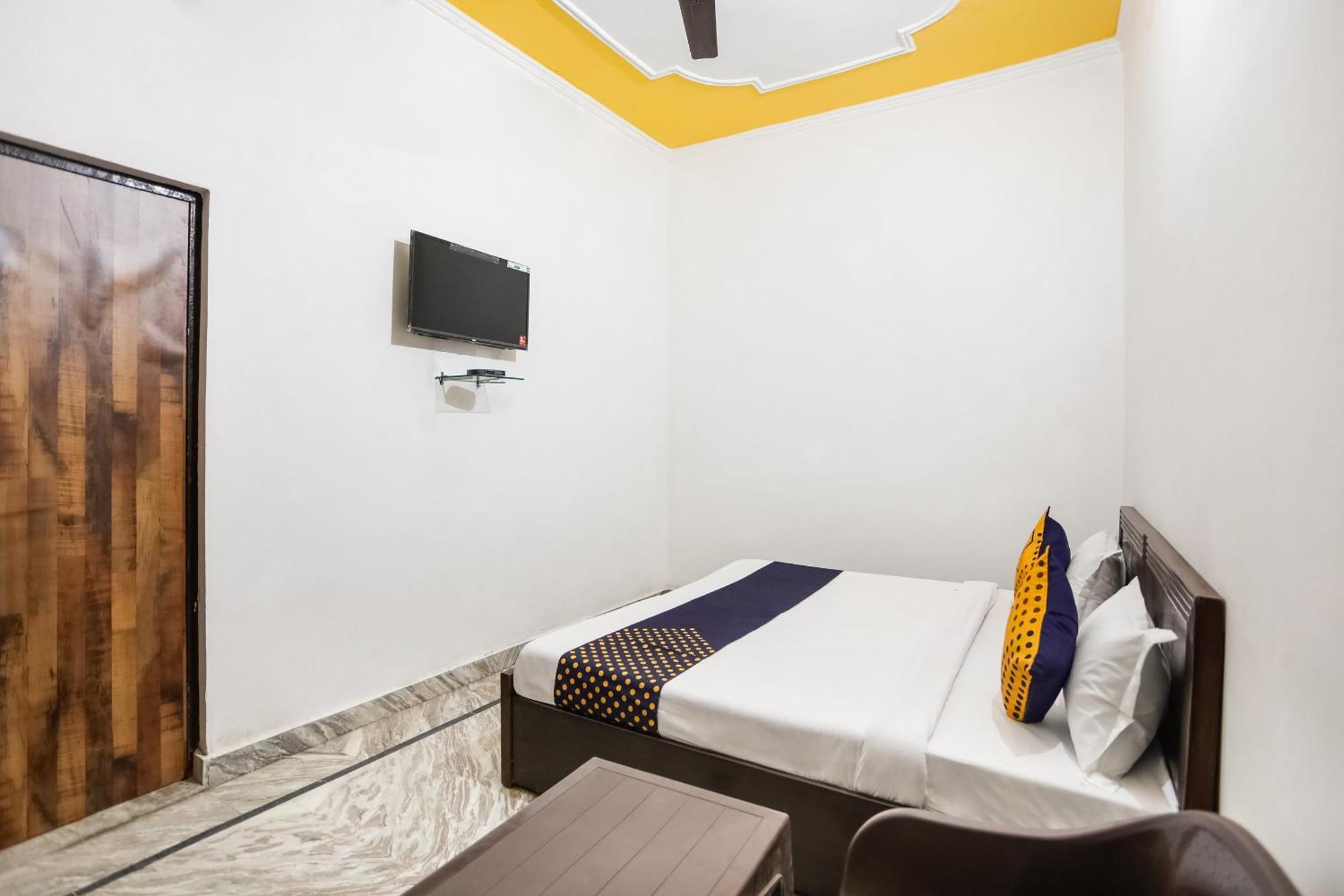 Hotel O Dollar ฟารีดาบัด ภายนอก รูปภาพ